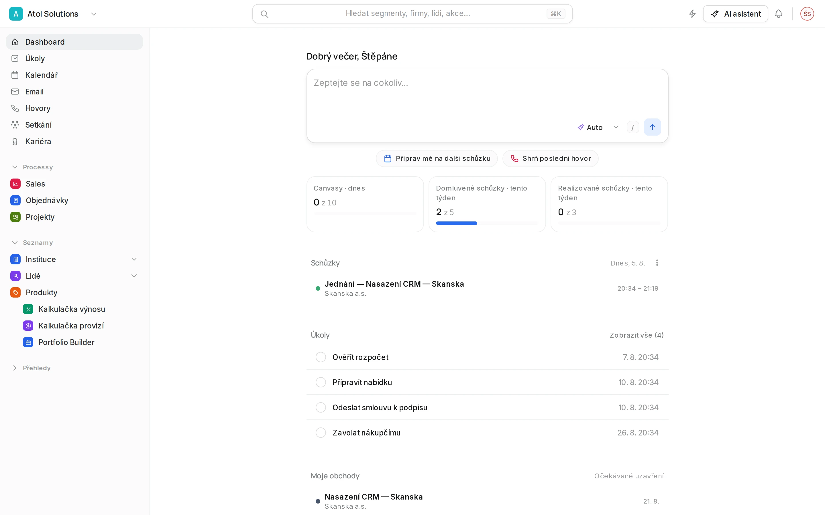 Dashboard Atol CRM: pole asistenta, denní čísla, seznam schůzek, úkolů a obchodů.